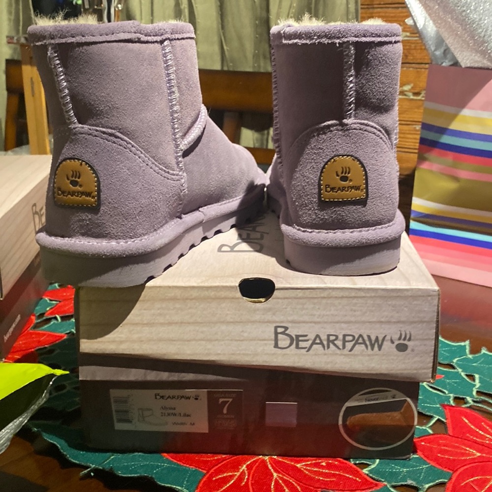 BearPaw Lilac boots!